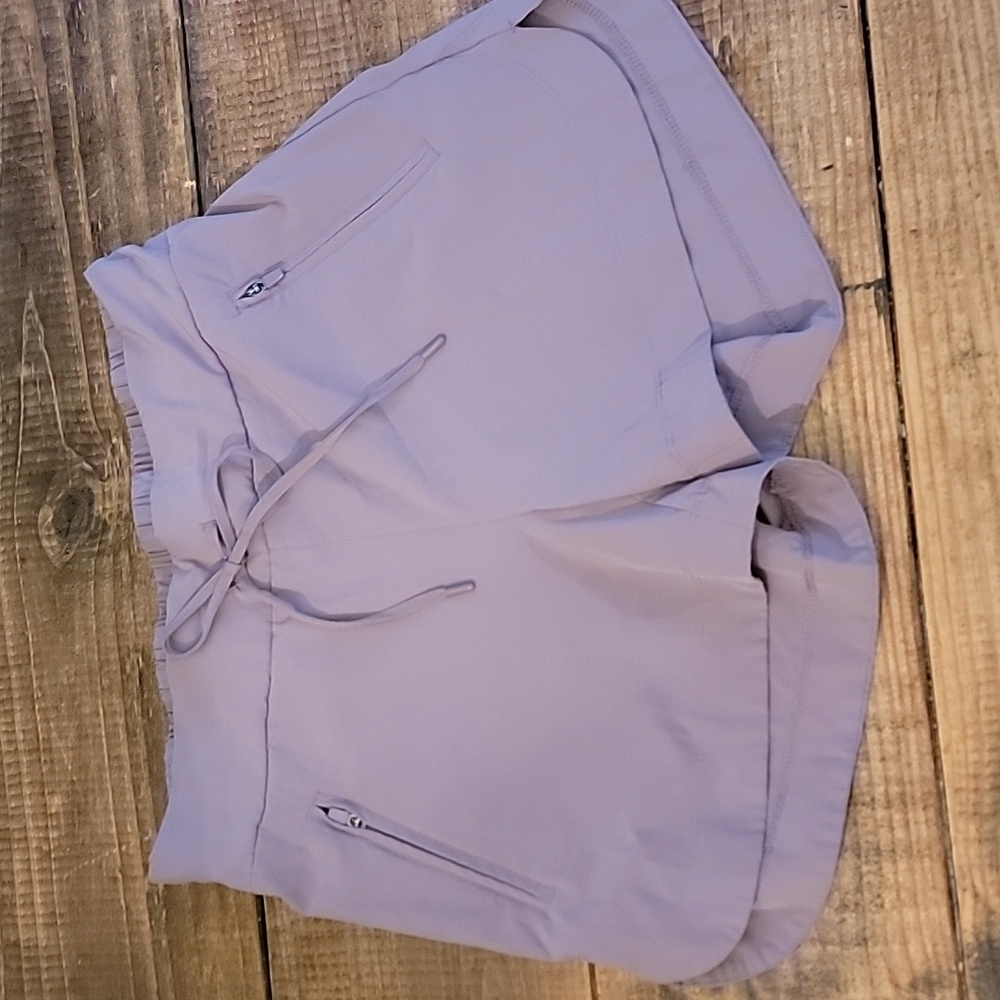 KYODAN outdoor lavender purple Sz M 4" shorts
